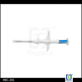 Cats Identification Inplantable Animal Syringe , 134.2KHz Animal Tracker Microchip White Package